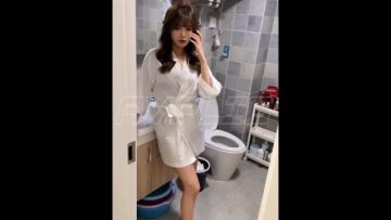 Khẩu Trang Tàu Điện Ngầm – Phần 50